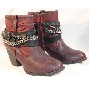 Womens Size 8 Ankle Boots BKE Sole Petra from the Buckle NW Tag No Box Brown Red